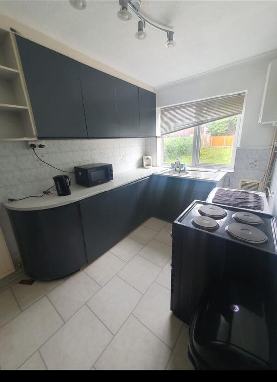 Property photo 3 of 12 106111.Jpg