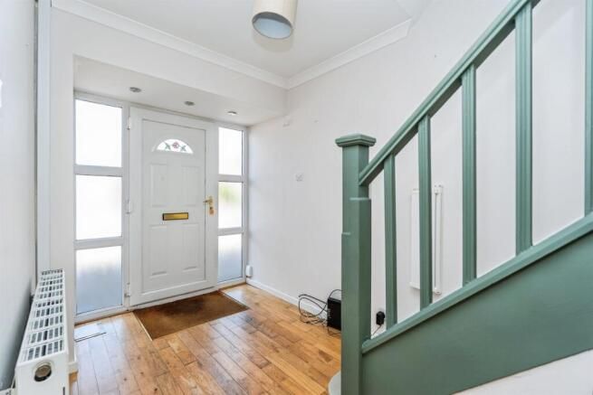 Property photo 2 of 18 Image