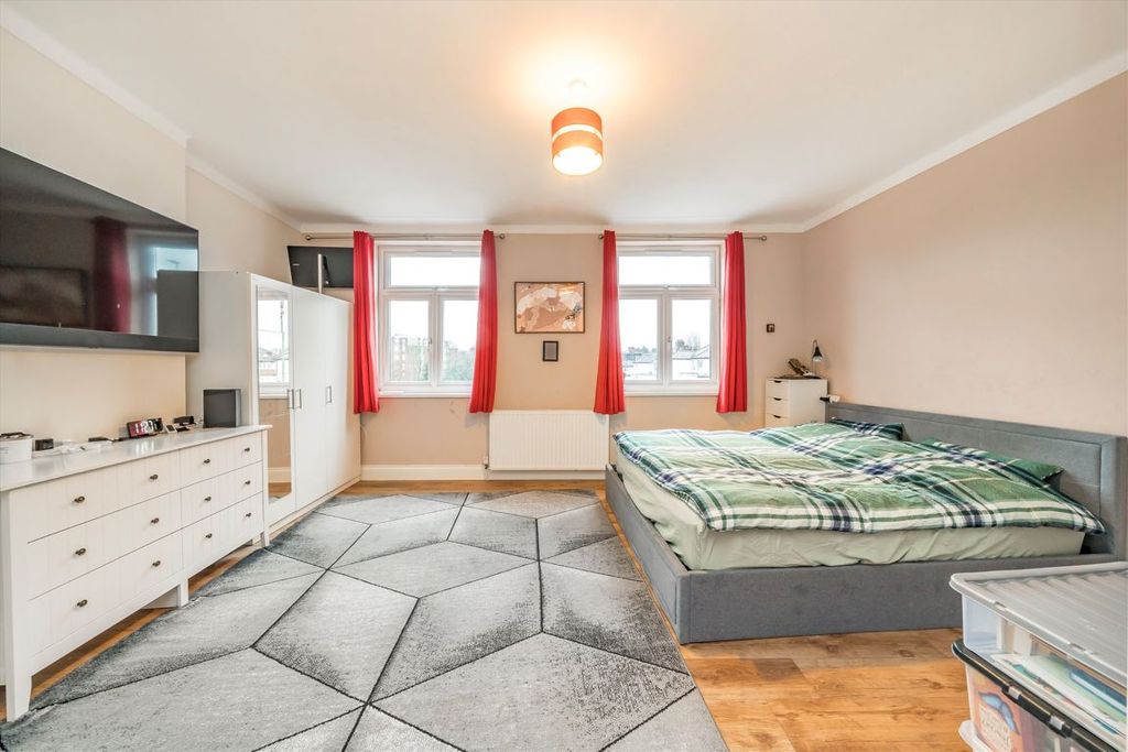 Property photo 2 of 4