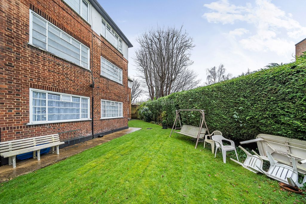 Property photo 3 of 16