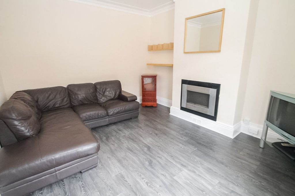 Property photo 1 of 7 Picture No. 09