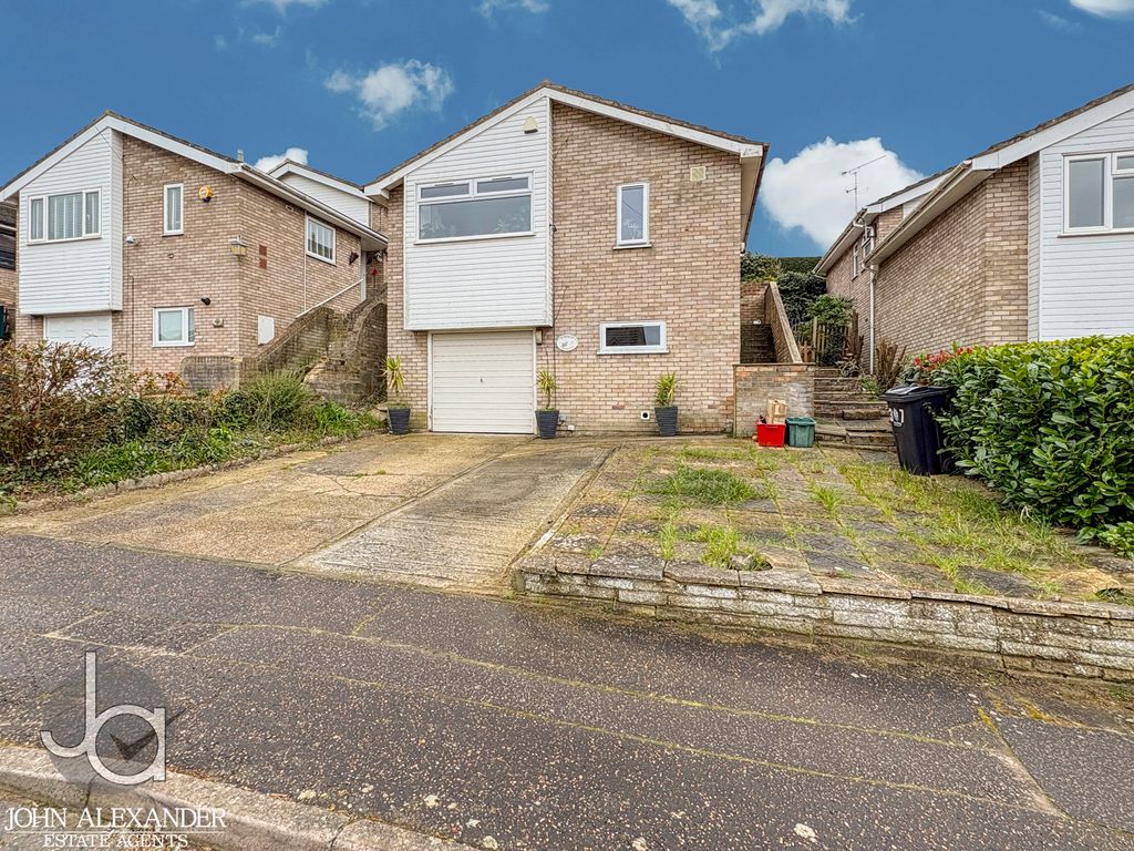 Property photo 1 of 18 20260327_132922601_0.0