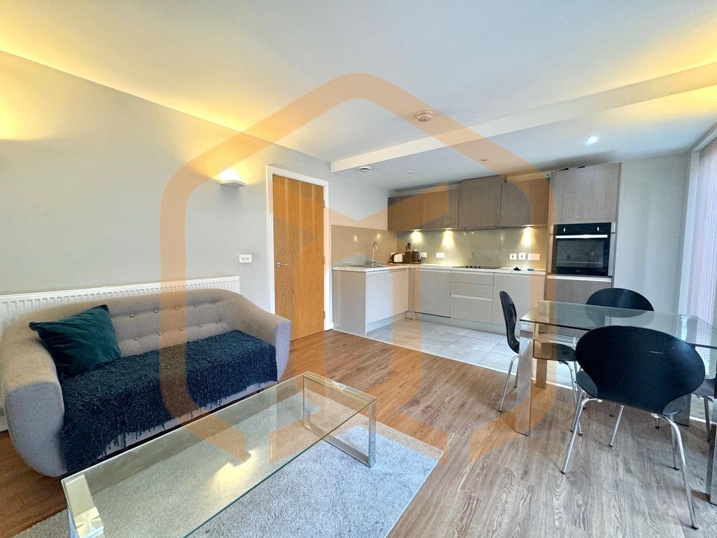 Property photo 2 of 10 Lounge