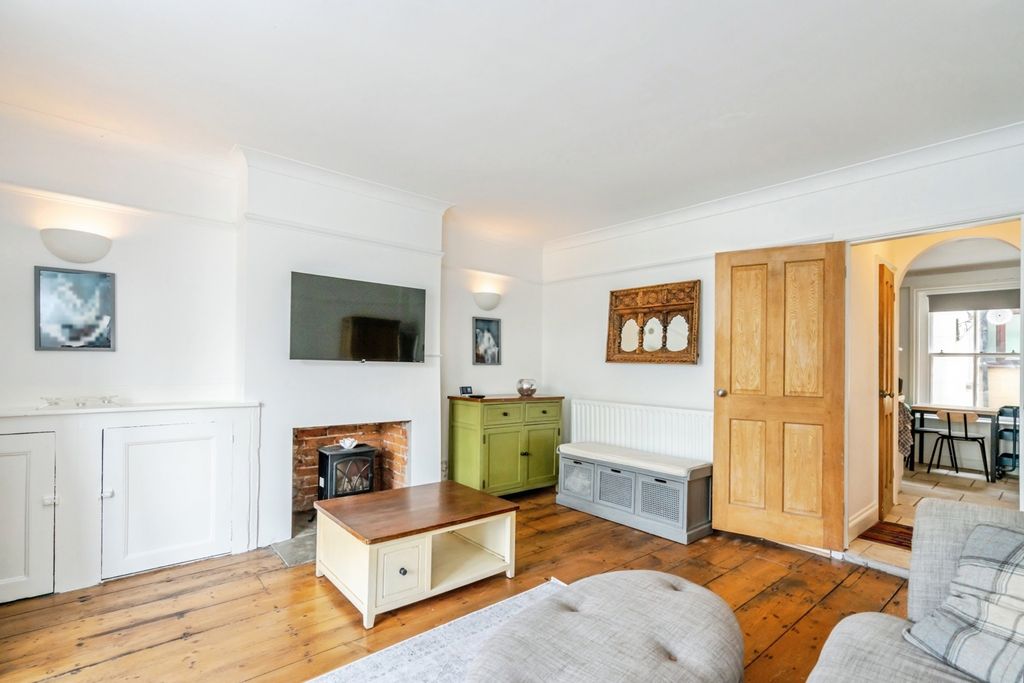 Property photo 3 of 12 Pbox-Img.Jpg