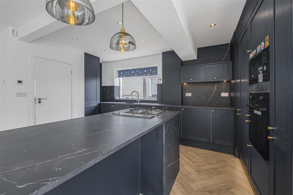 Property photo 1 of 20 26-A7406380.Jpg