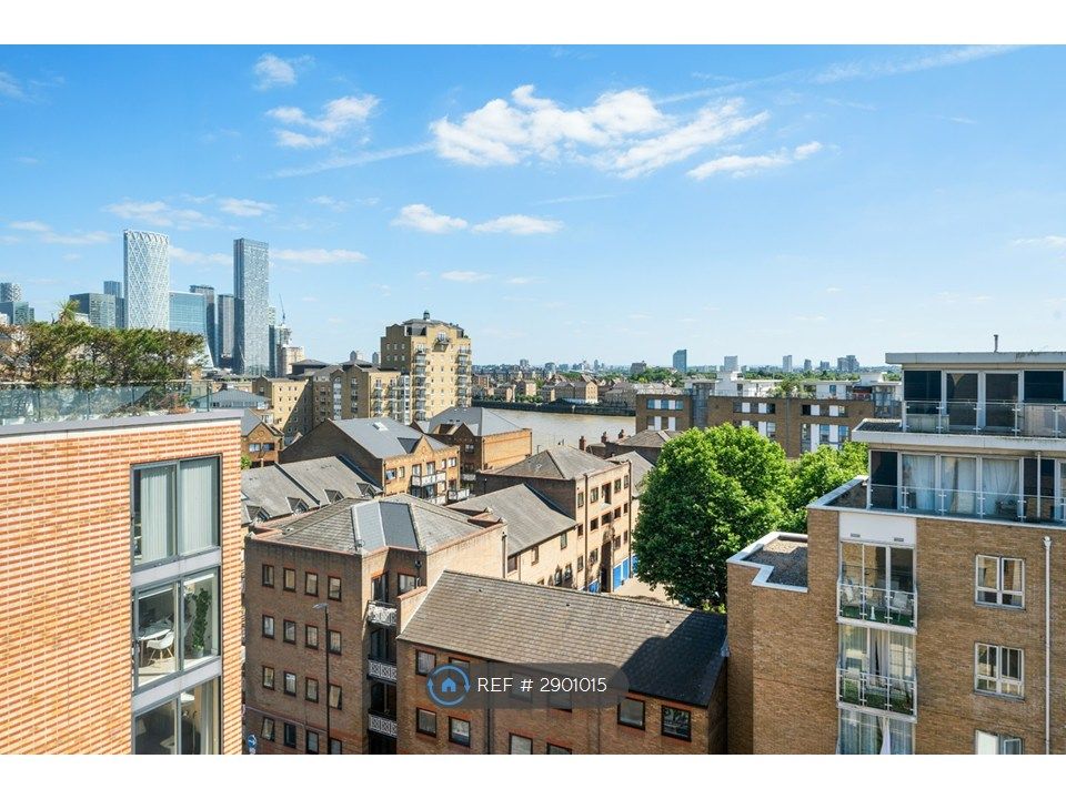 Property photo 3 of 15 River Thames View
