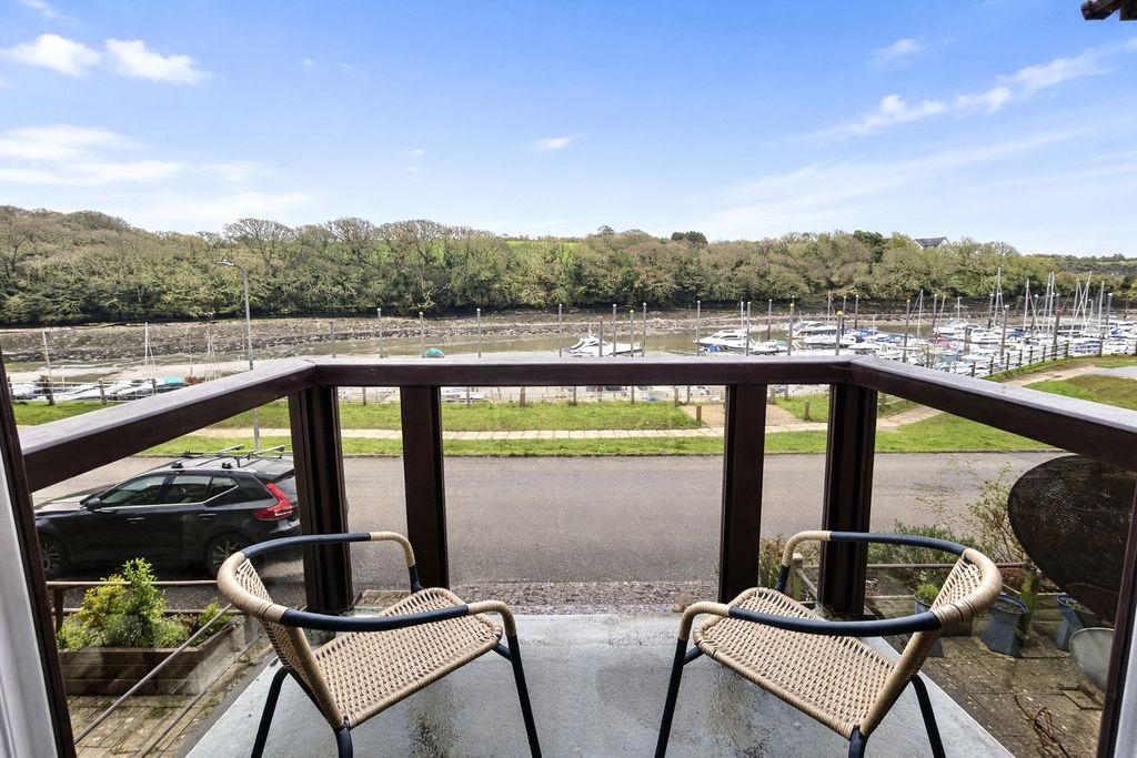 Property photo 3 of 14 Picture No. 35