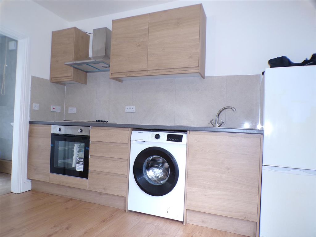 Property photo 3 of 5 101_0836.Jpg