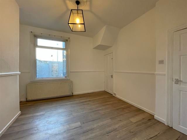 Property photo 2 of 5 Image