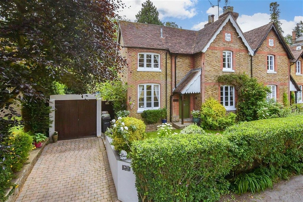 Property photo 1 of 10 Front Elevation (Web)