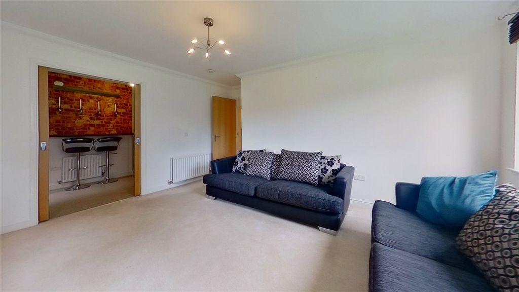 Property photo 2 of 15 Photo 2