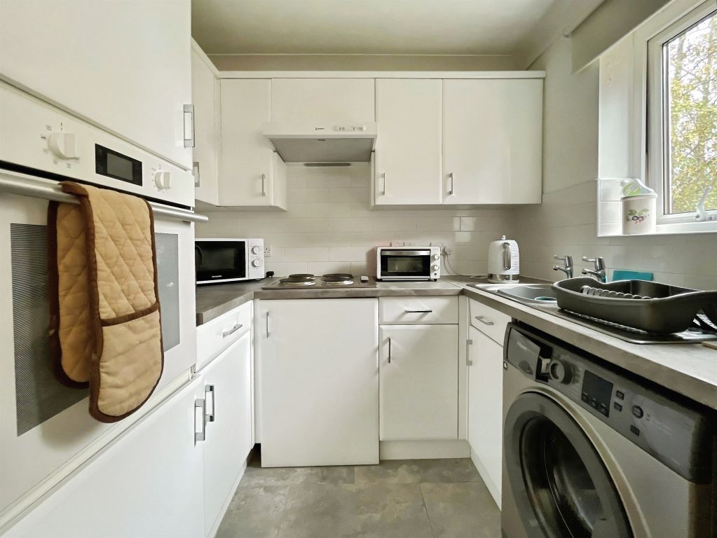 Property photo 2 of 6