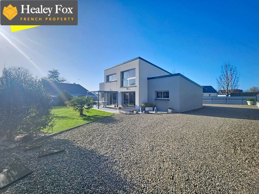 Property photo 1 of 18