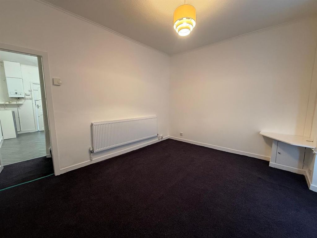 Property photo 2 of 11 Whatsapp Image 2025-08-05 At 18.02.19_26c132A0.Jpg