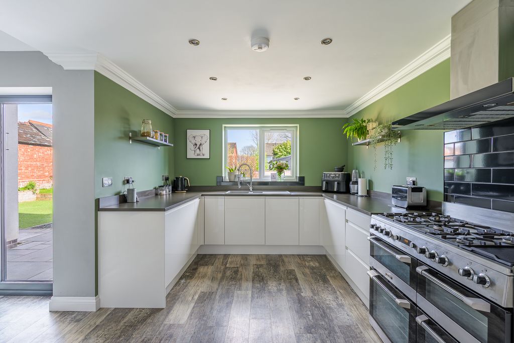 Property photo 3 of 48 Kitchen