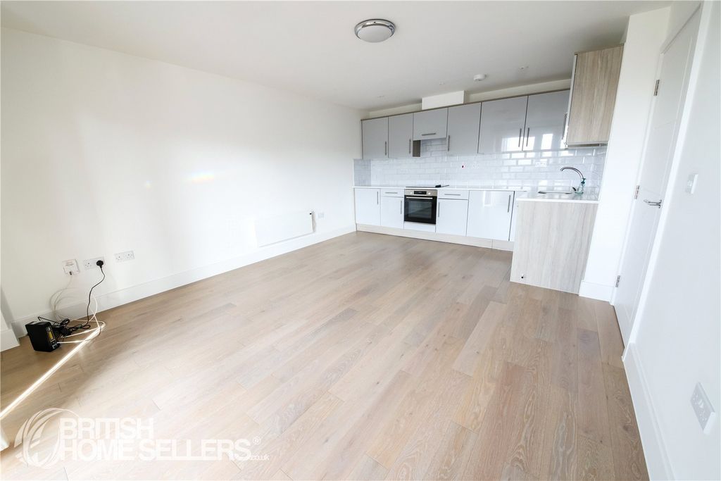 Property photo 3 of 10 Picture No. 10