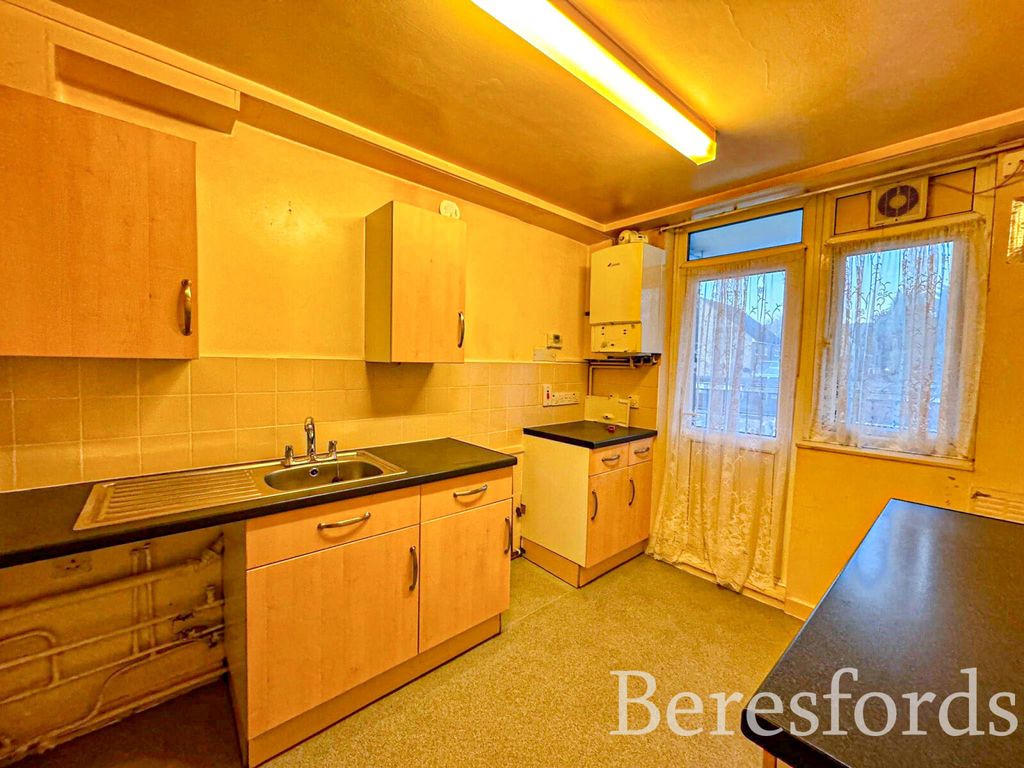 Property photo 2 of 8 Picture No. 02