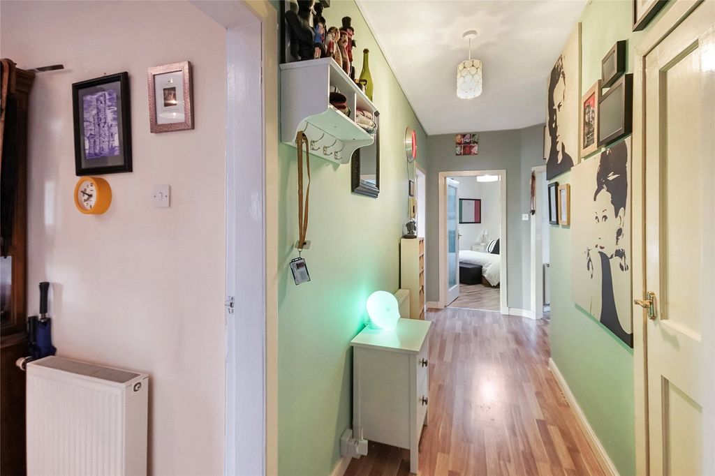 Property photo 3 of 20 Picture No. 19