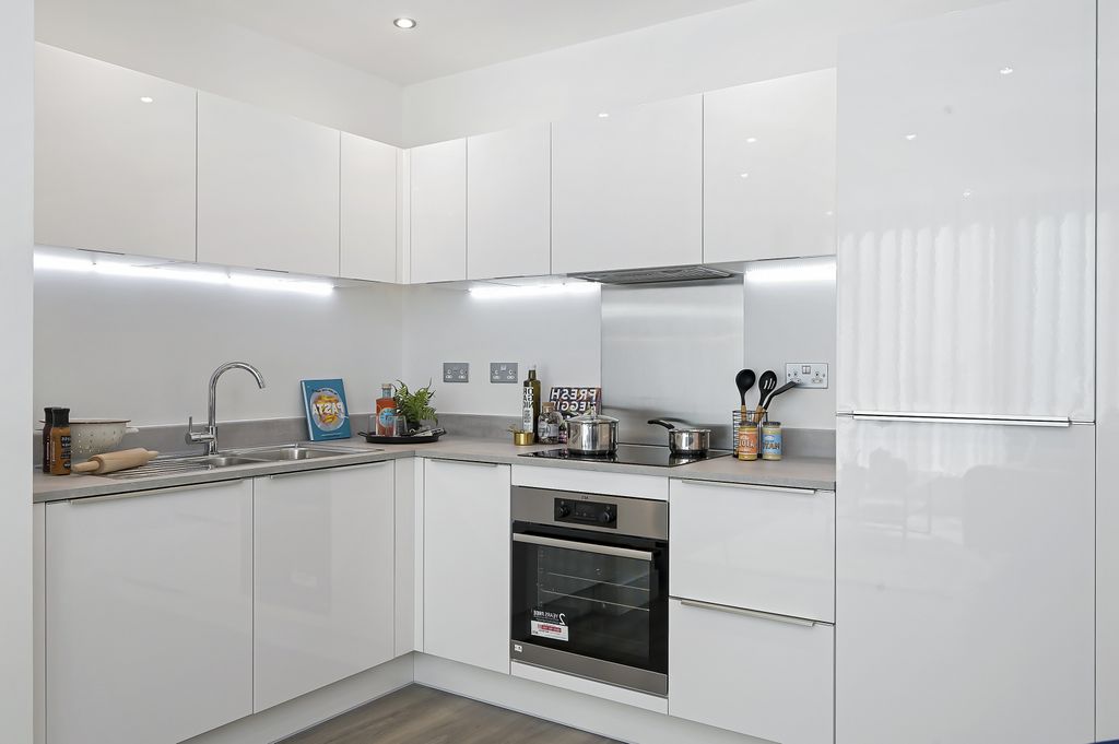 Property photo 2 of 13