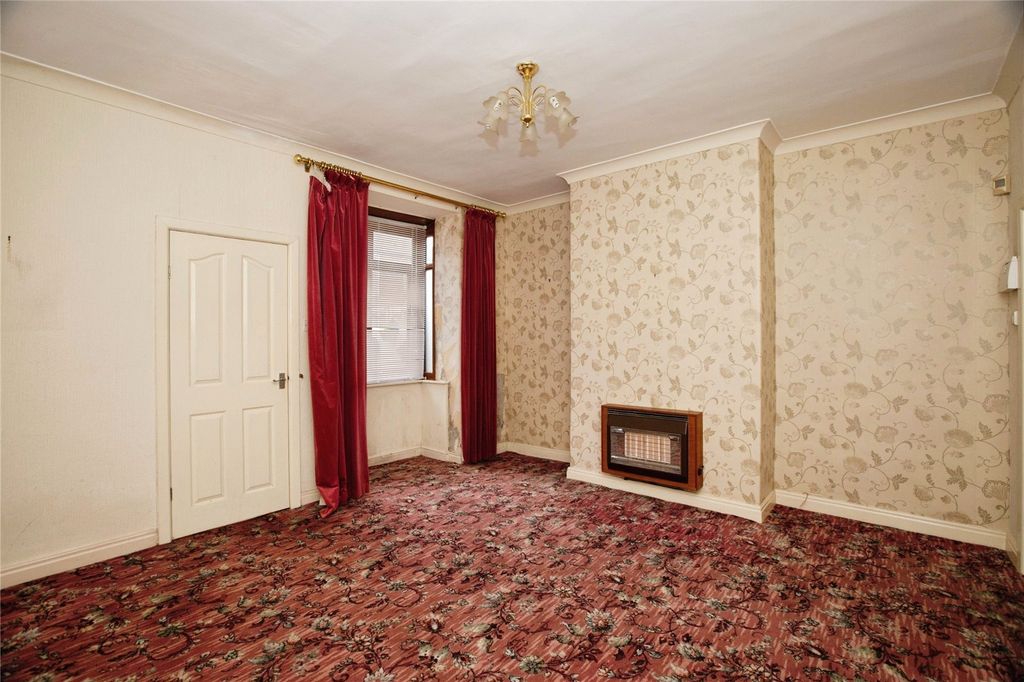 Property photo 3 of 16 Picture No. 05