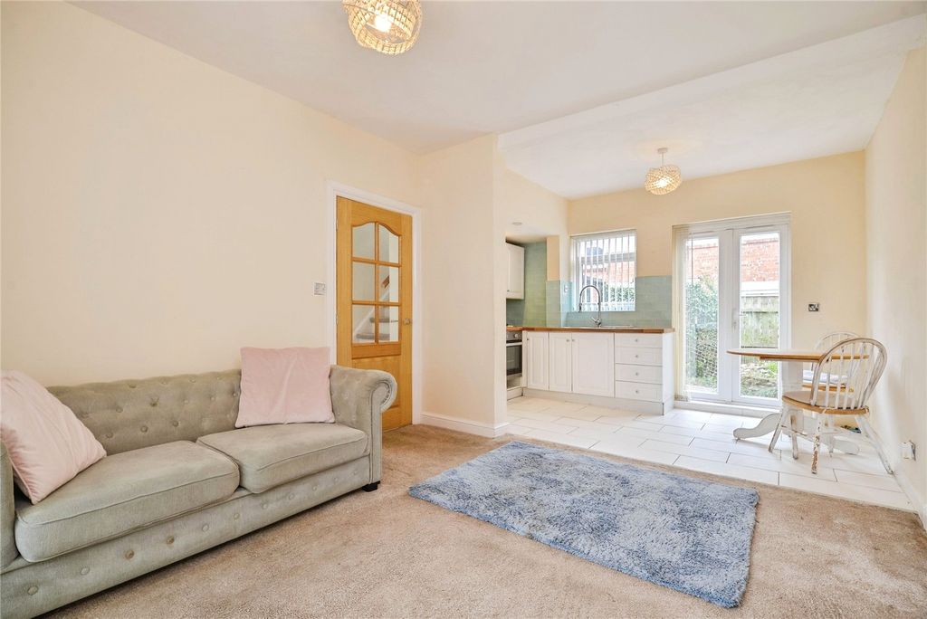 Property photo 2 of 12 Picture No. 35