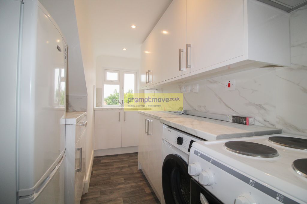 Property photo 3 of 7 Na