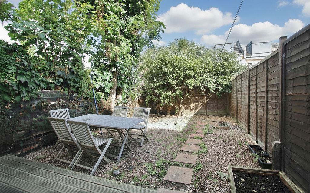 Property photo 3 of 7