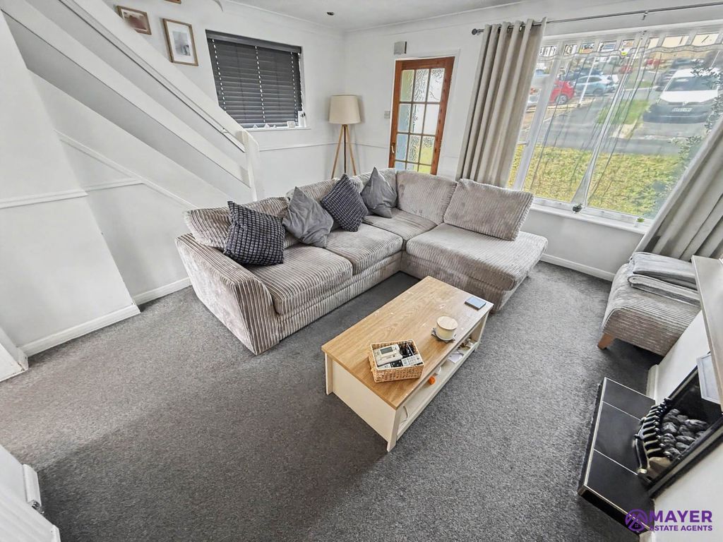 Property photo 3 of 15