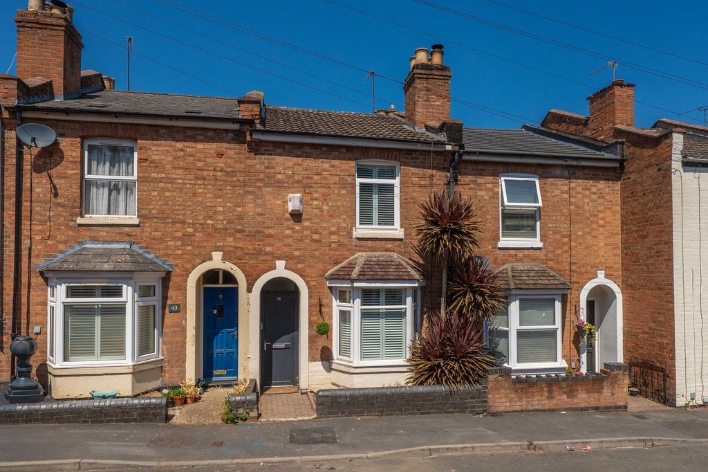 Property photo 1 of 18