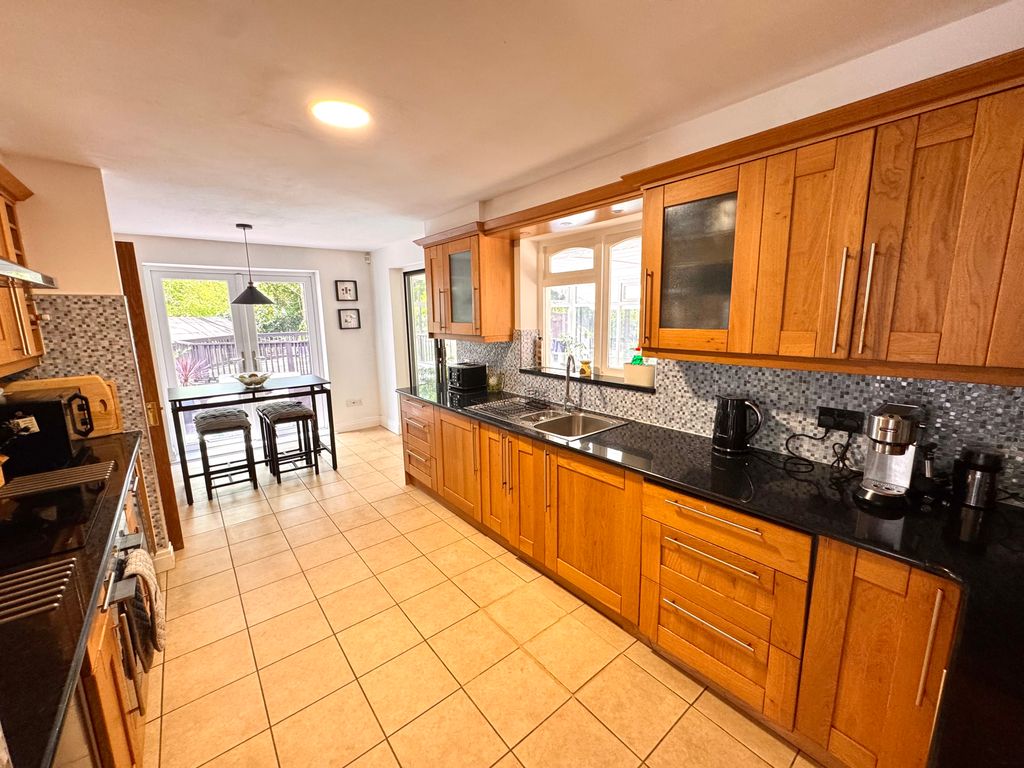 Additional image 10 of 5 bed detached house for saleLlys Westfa, Llanelli SA14