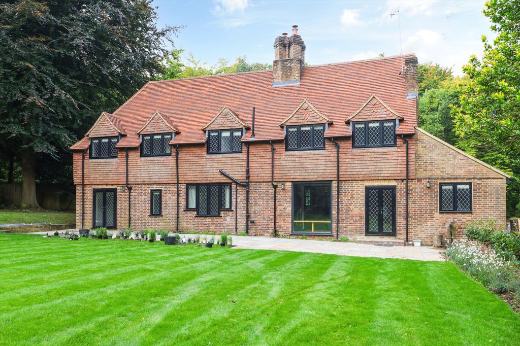 Property photo 1 of 19 Image