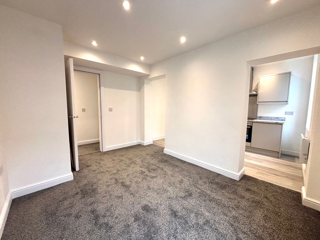 Property photo 1 of 5 Image