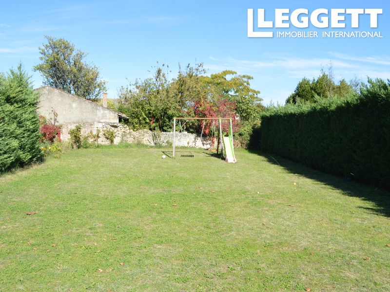 Property photo 3 of 10