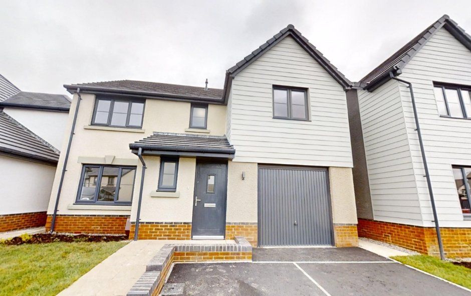 Property photo 2 of 20