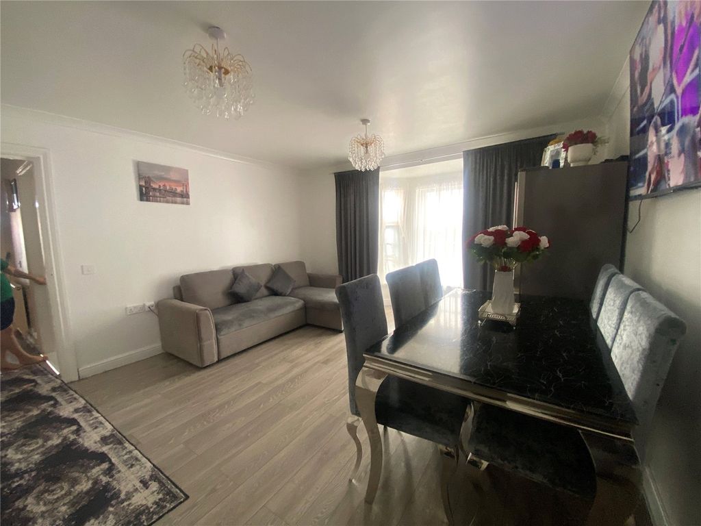 Property photo 2 of 11 Picture No. 07