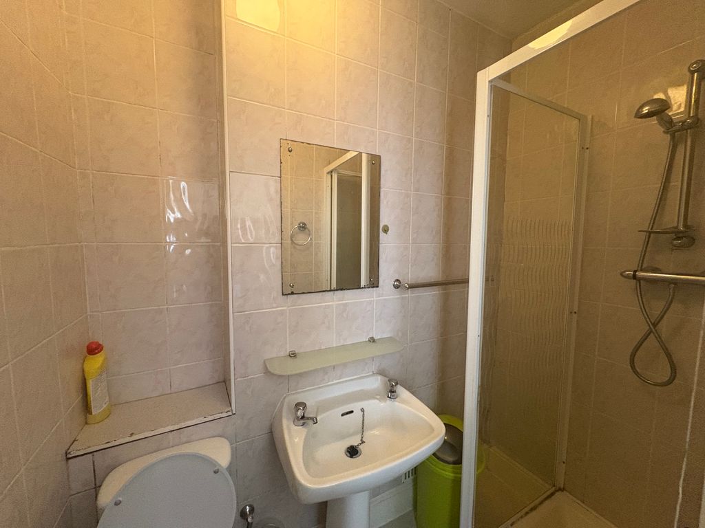 Property photo 3 of 8 Image