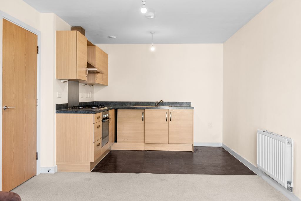 Property photo 3 of 19 Picture No. 13