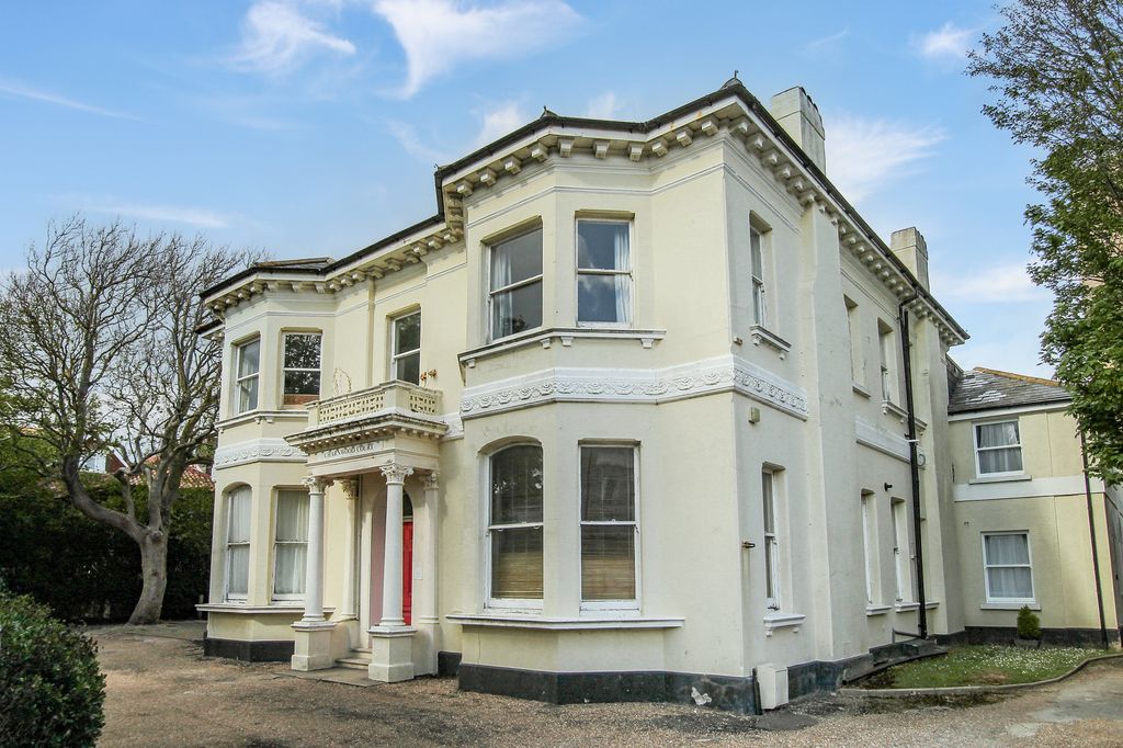 Property photo 1 of 11 Img_78254_1_Original