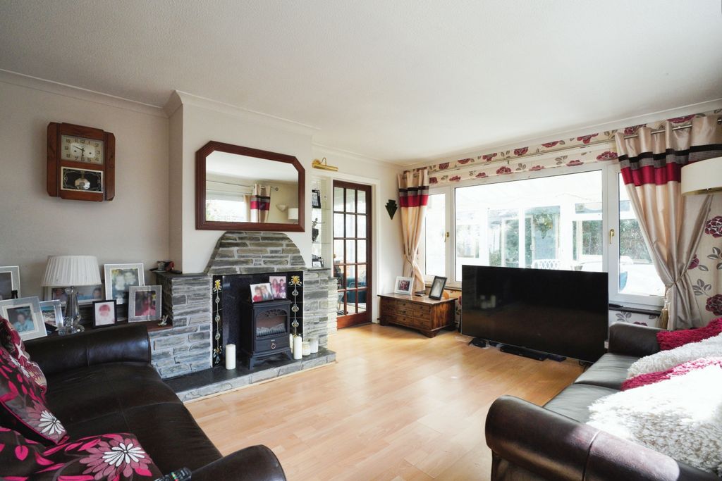Property photo 2 of 33 Photography