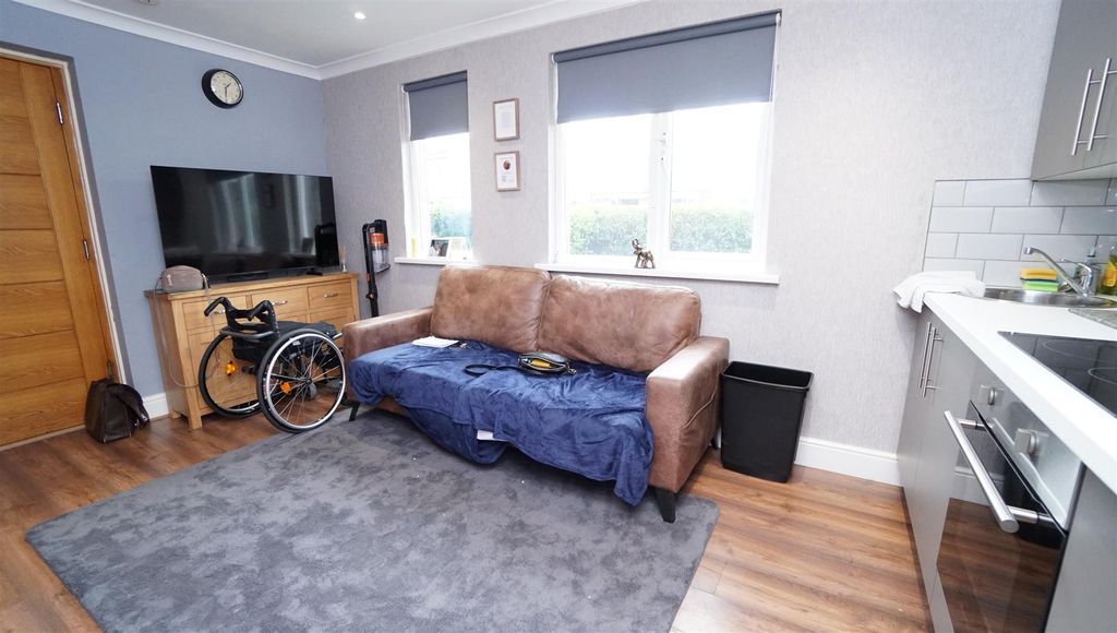 Property photo 3 of 8 Dsc01245.Jpg