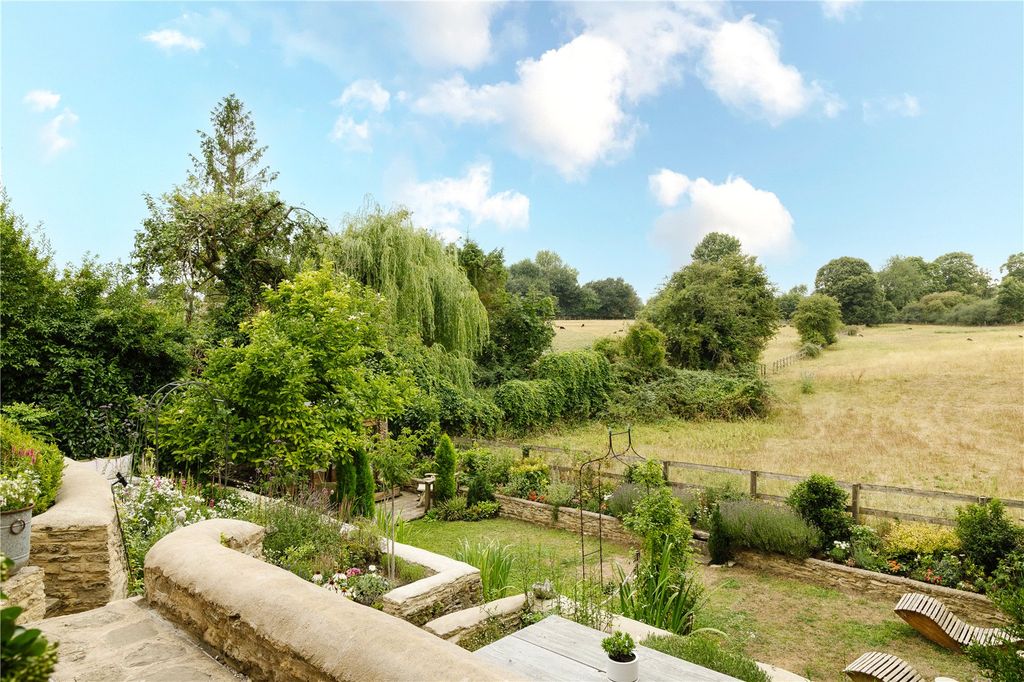 Property photo 2 of 26 Picture No. 41