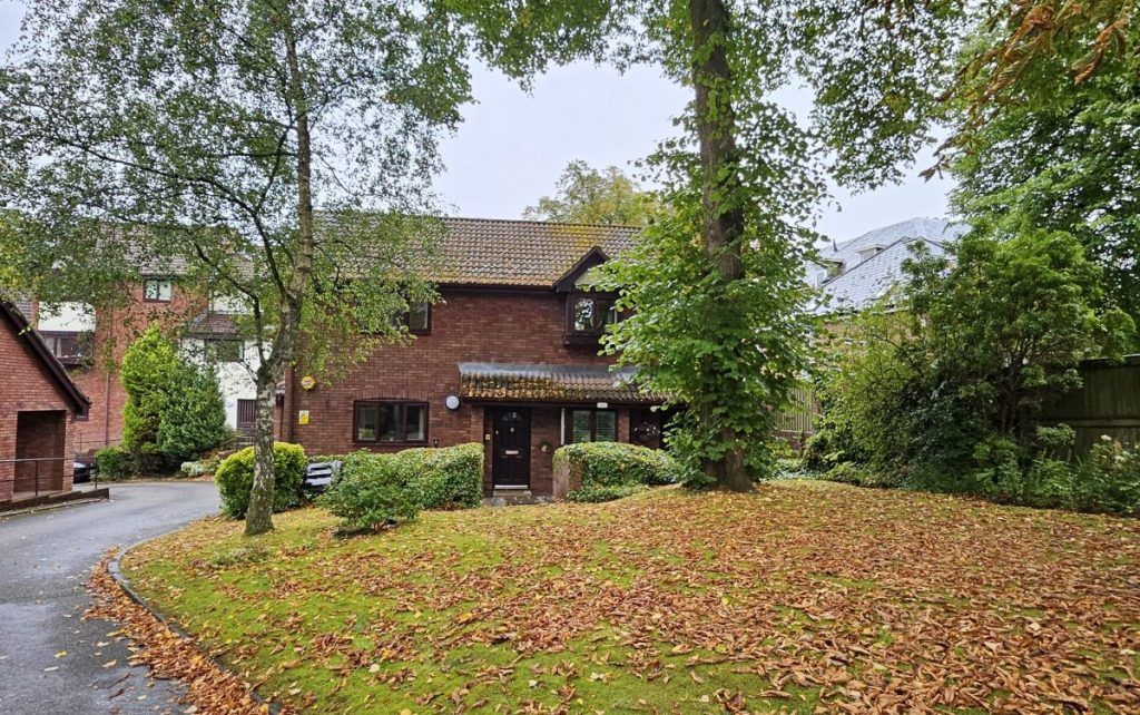 Property photo 2 of 17 2