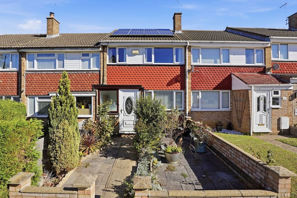 Property photo 1 of 18