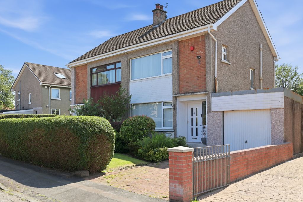 Property photo 1 of 31