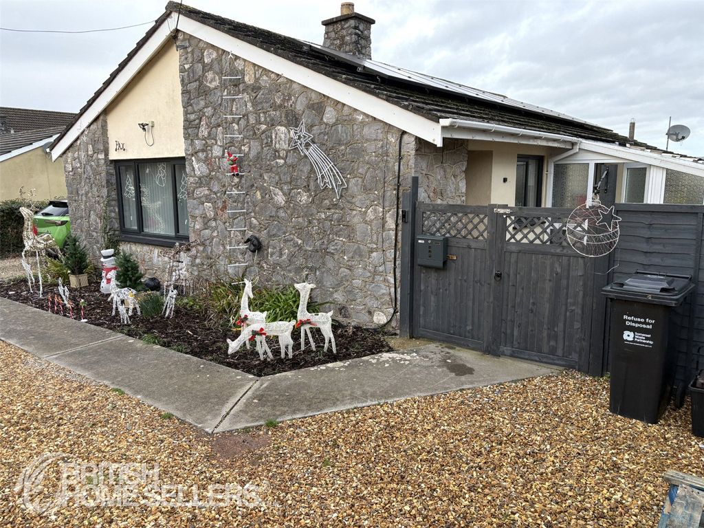 Property photo 1 of 23 Picture No. 12