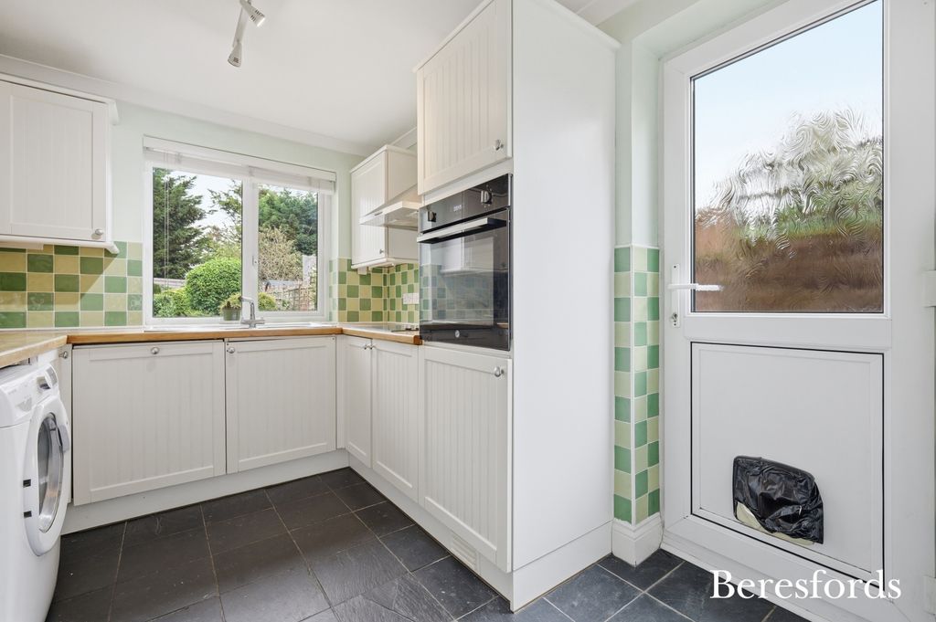 Property photo 3 of 25 Picture No. 06