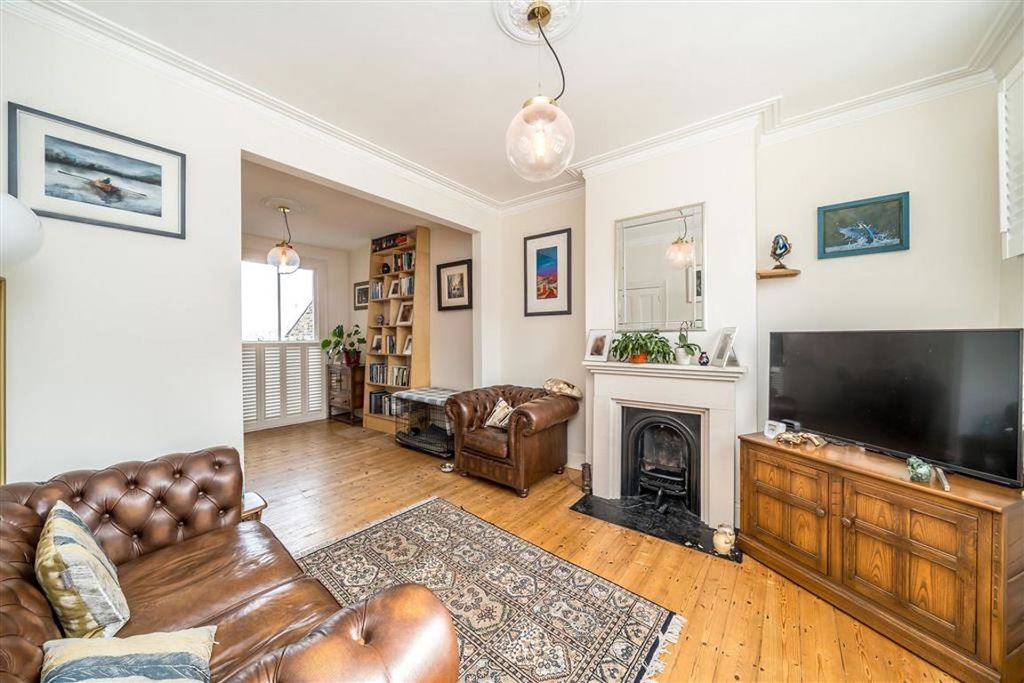 Property photo 3 of 10