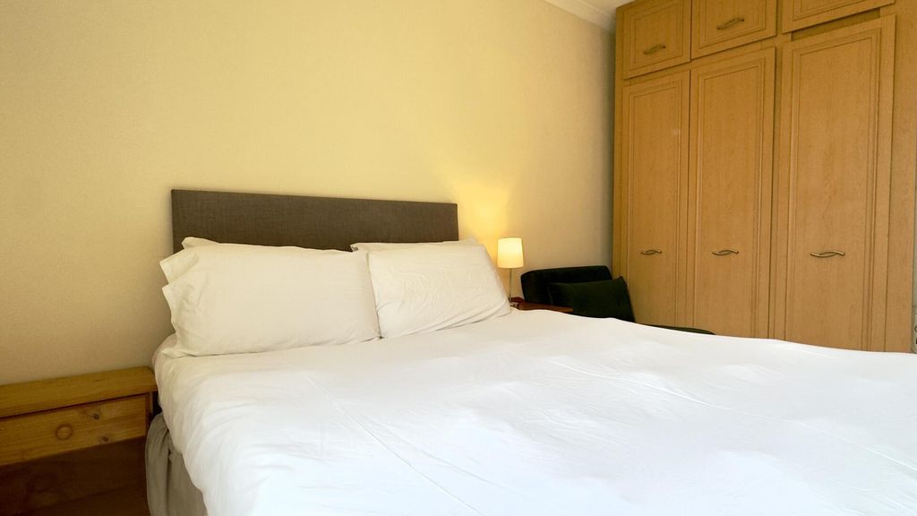 Property photo 2 of 15 Bedroom