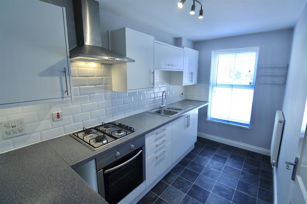 Property photo 3 of 17 Img_1568.Jpg