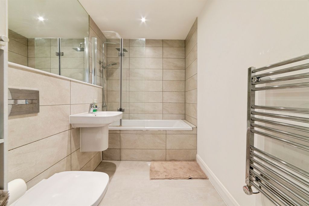 Additional image 10 of 2 bed flat for saleLeys Avenue, Letchworth Garden City SG6